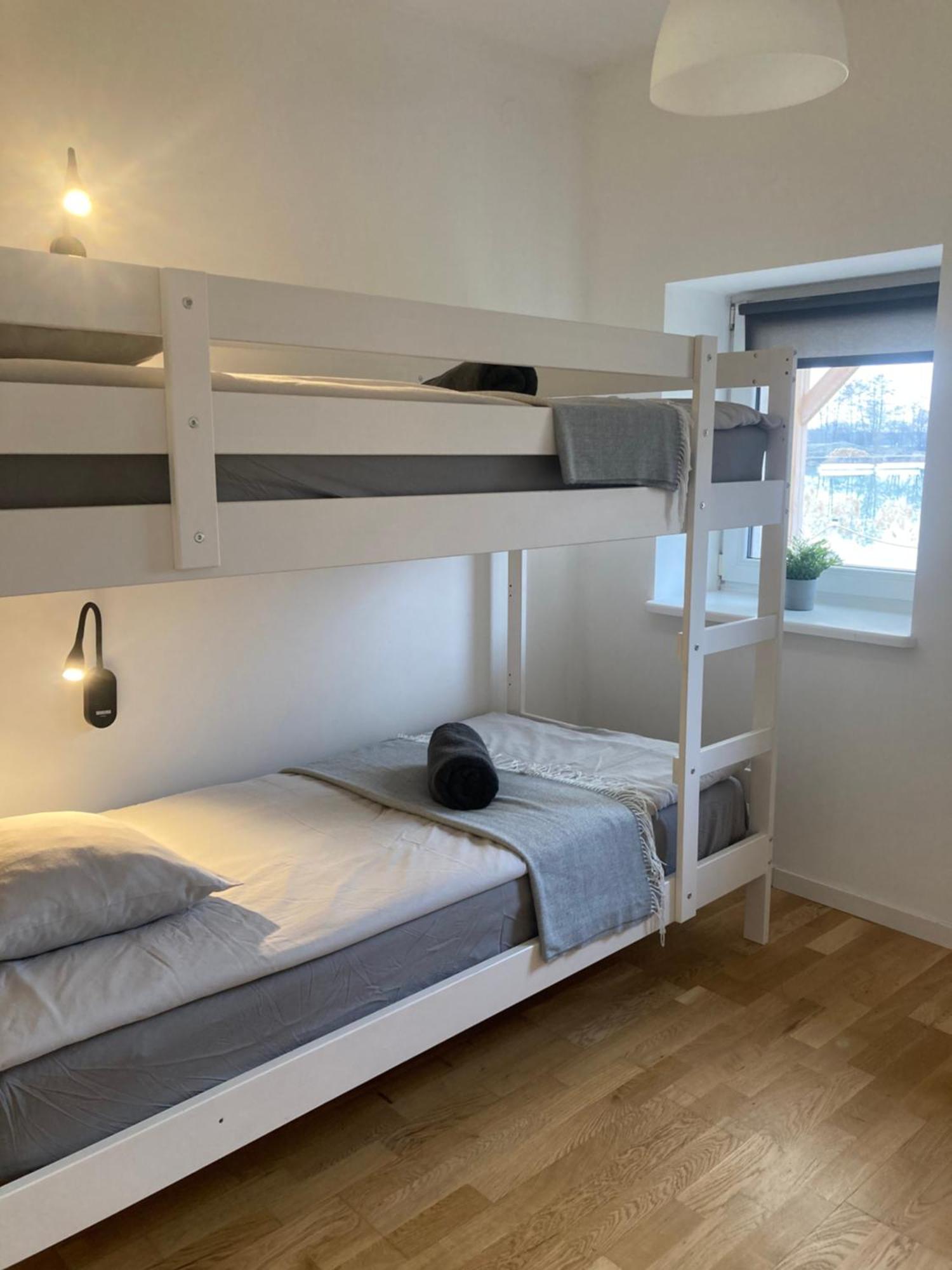 Brwinow Wake Villa מראה חיצוני תמונה